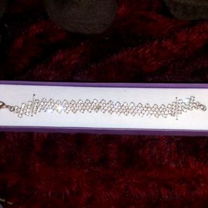 Beautiful brand new Rhinestone Bracelet NIB